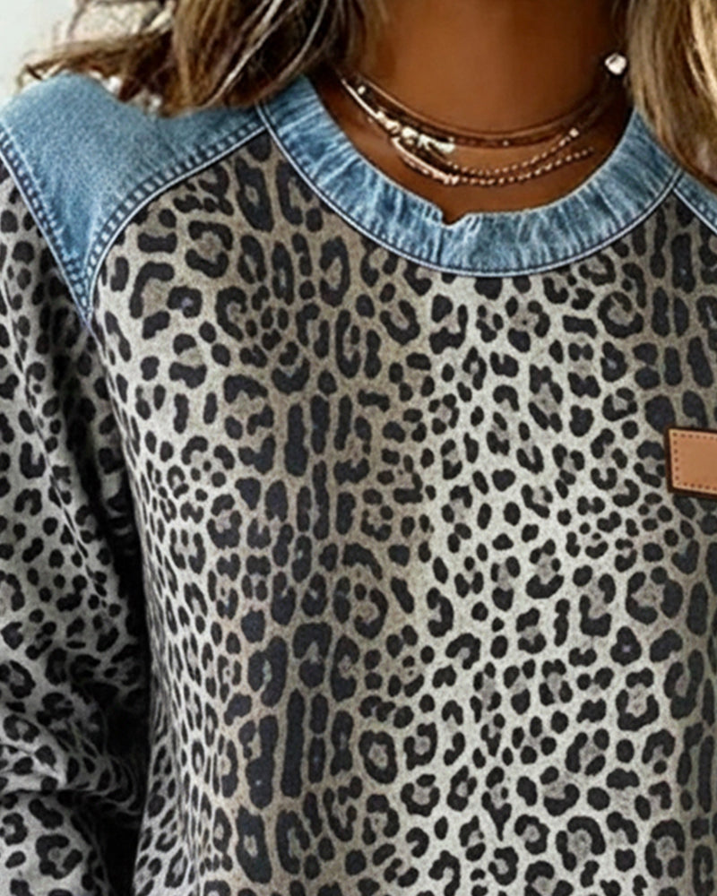 Damen Denim Leopard Print Sweater - Image 5
