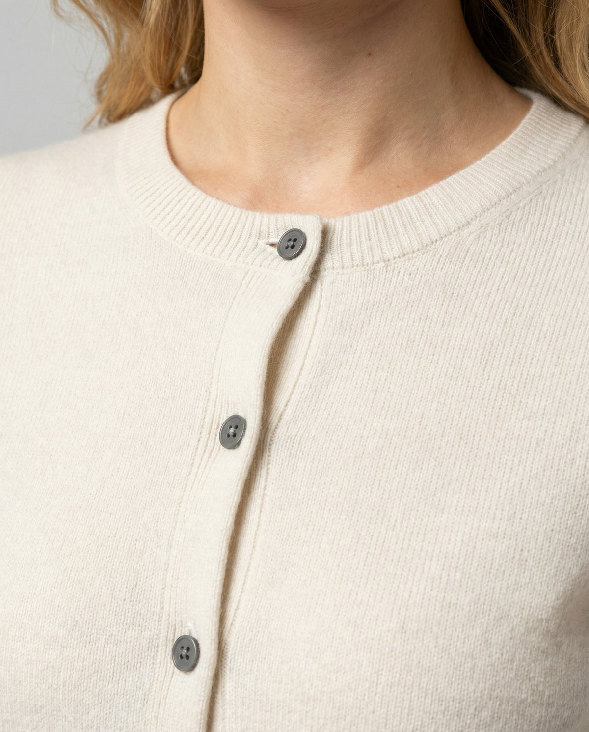 Damen Kaschmir Cardigan V-Ausschnitt mit Knöpfen Langarm - Image 5