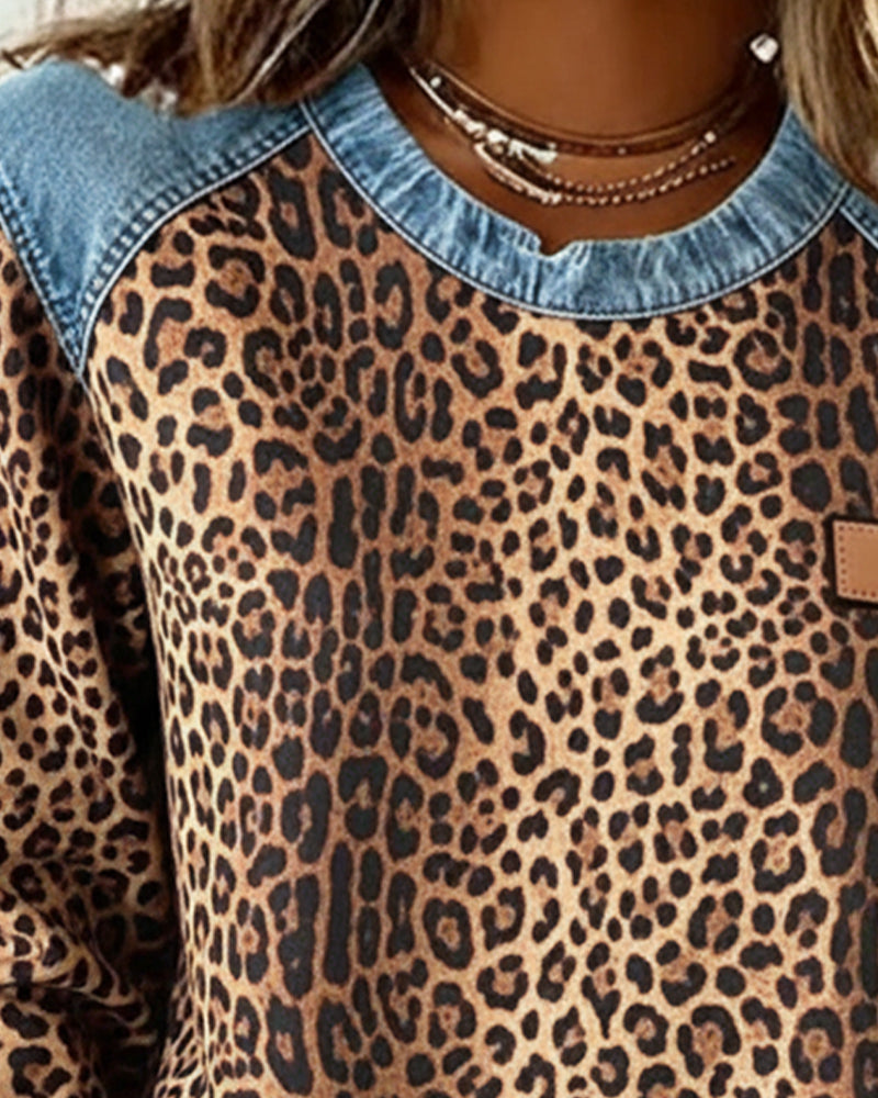 Damen Denim Leopard Print Sweater - Image 2