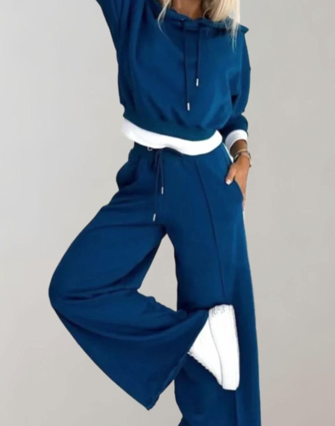 Blau
