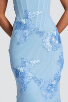 Damen Maxikleid figurbetont Blumenstickerei Spaghettiträger - Image 16