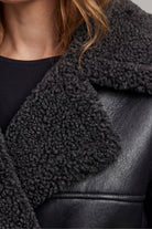 Damen Oversized Lammfellmantel Shearling Gürtel Schwarz - Image 5