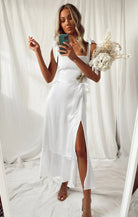 Damen Trägerloses Kleid mit Schnürung - Image 8