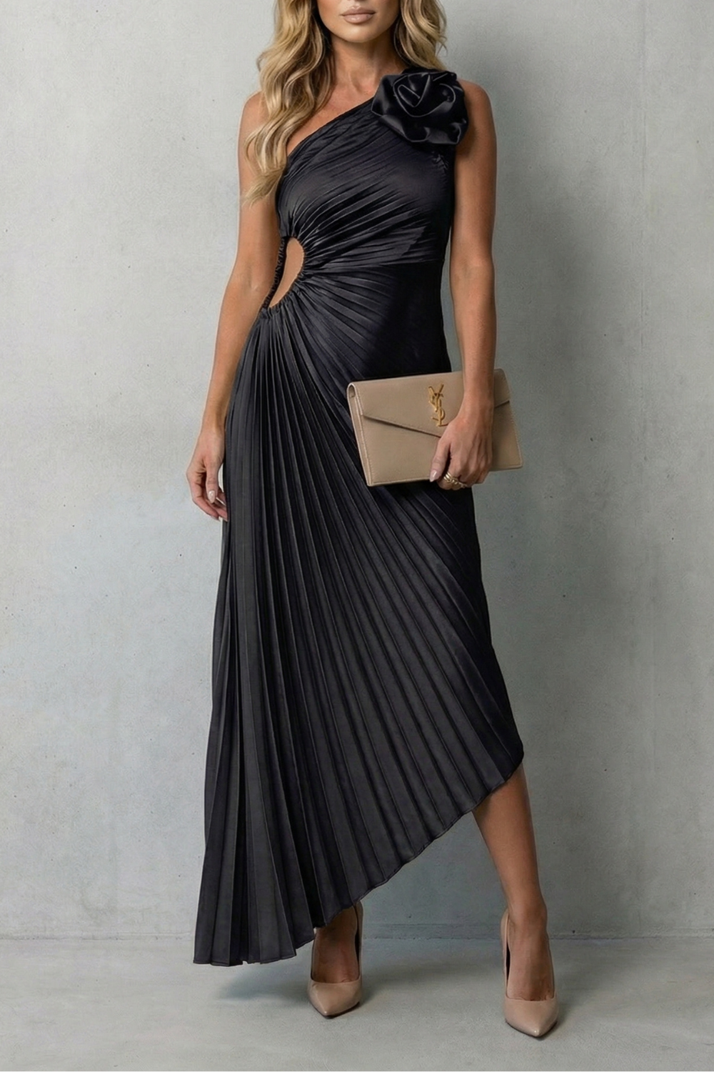Damen One Shoulder Plissee Maxikleid Blumendetail - Image 11