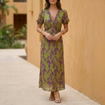 Jana  - Vestido maxi feminino em linha A com efeito envelope e decote em V