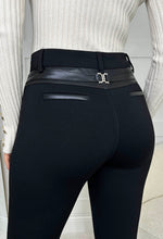 Kaela – Leggings neri con dettagli a zip