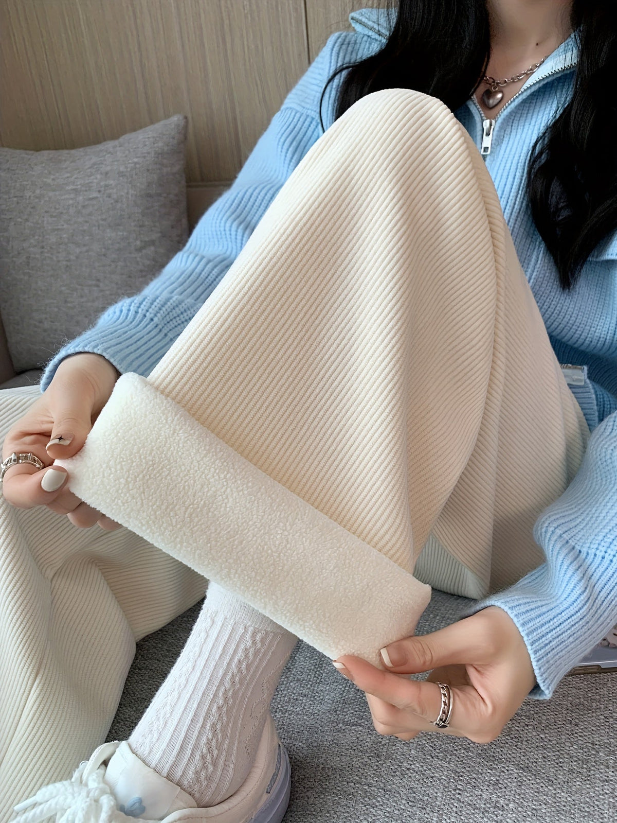 Damen Fleece Weithose - Image 7