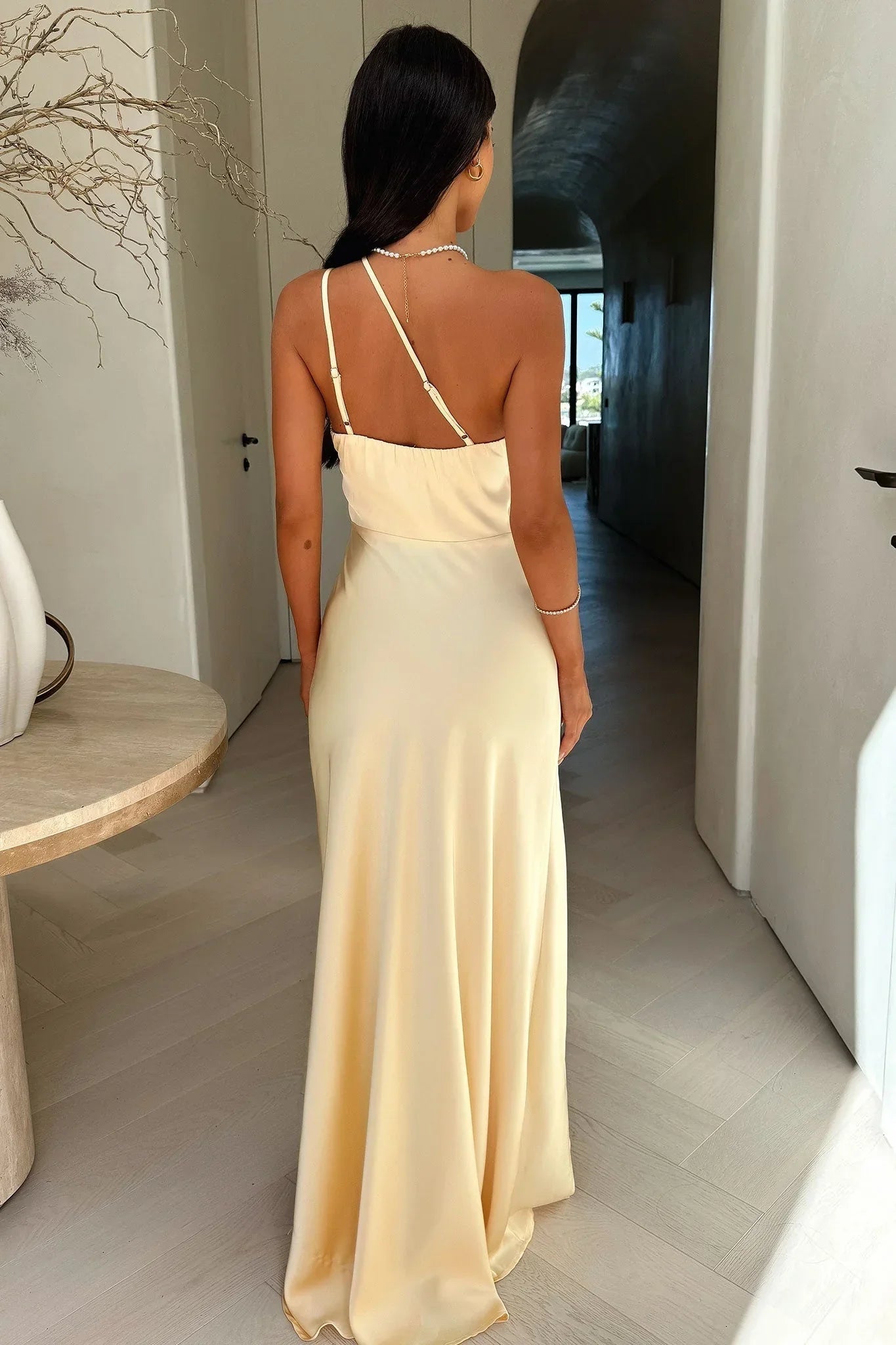 Damen Asymmetrisches Maxikleid mit Schlitz - Image 4