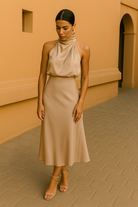 Damen Satin Abendkleid Rückenausschnitt - Image 9